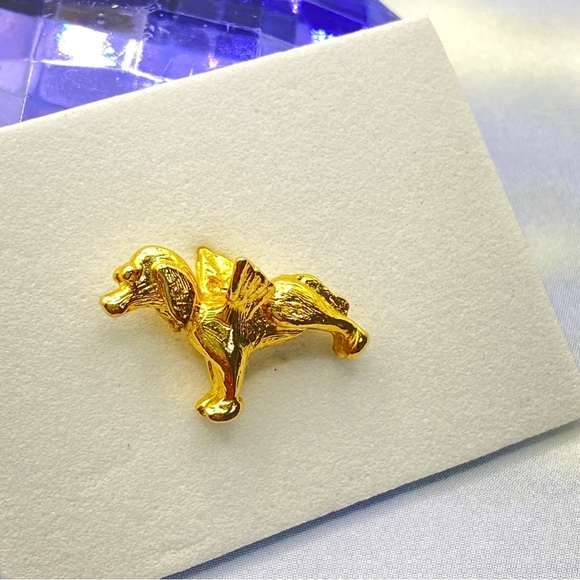 Guardian Dog Angel Lapel Pin Gold Tone - Picture 1 of 6